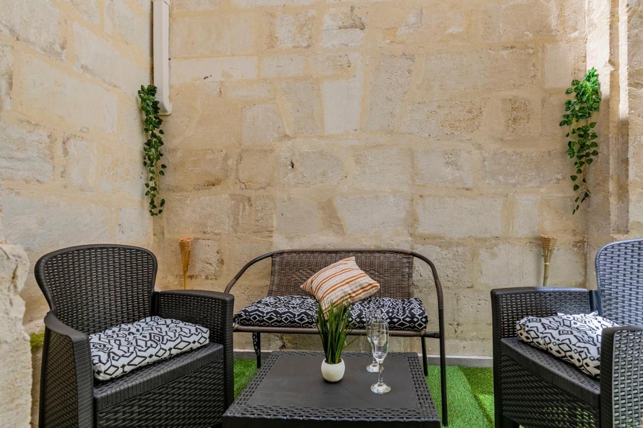 Appartement Jungle - Libourne Centre - 4 Pers - Sauna - Netflix المظهر الخارجي الصورة